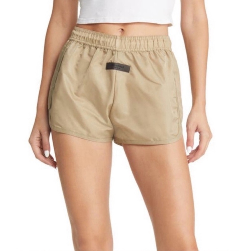 Essentials Fear of God Nylon Shorts Size Small - Picture 2 of 2